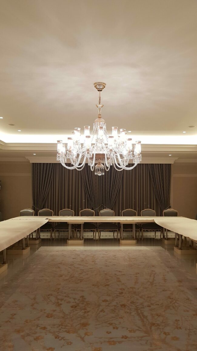 IMG-20171003-WA0016 luxury chandelier