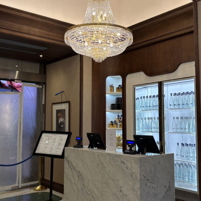 lampadari pasticceria cova milano