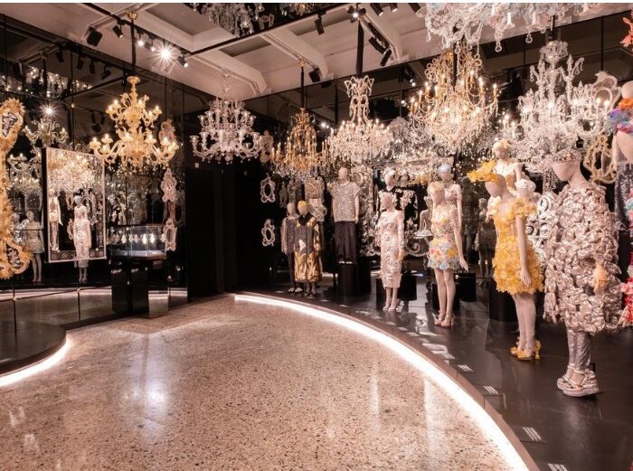 dal cuore alle mani dolce & gabbana